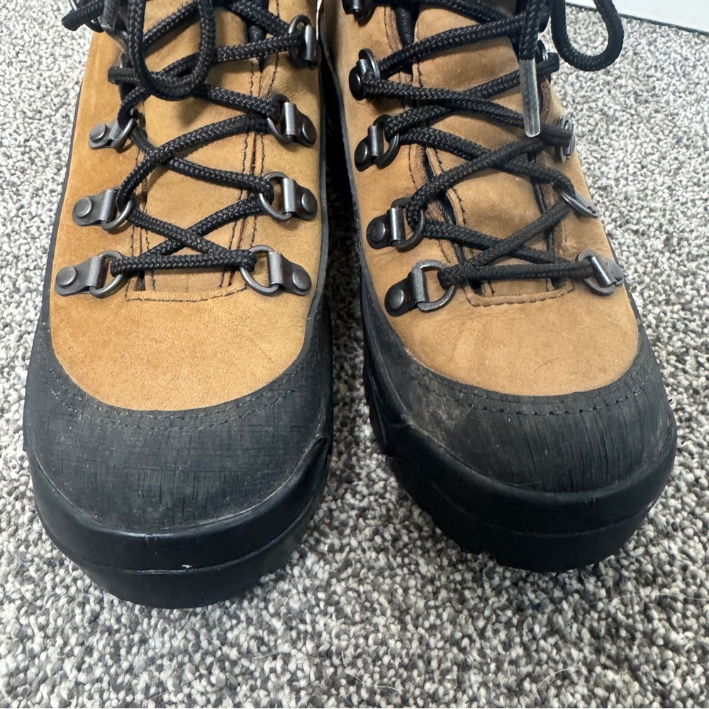 Danner Combat Hiker Boots Brown Leather Waterproof Vibram Sole Size Men 5.5 - Picture 2 of 9